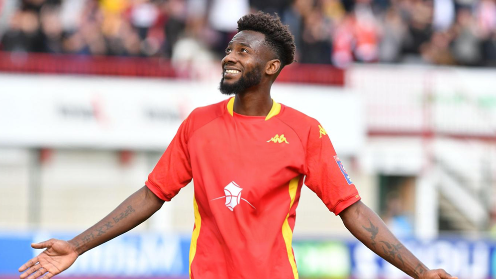 Soumaré célébrant un but lors d'un match de Ligue 1