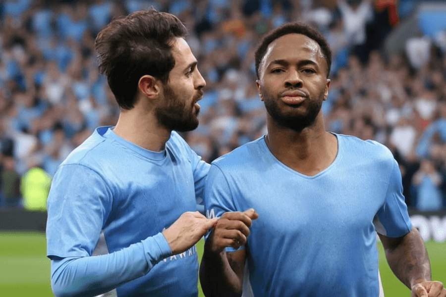 Joueurs de Manchester City s'entraînant avant le match.