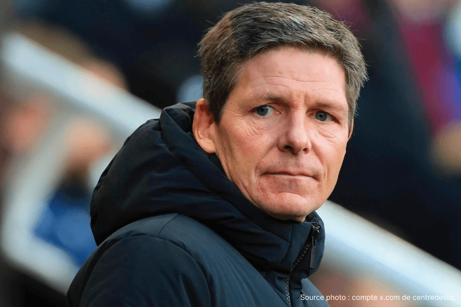 Oliver Glasner Crystal Palace Selhurst Park banc entraîneur saison finale