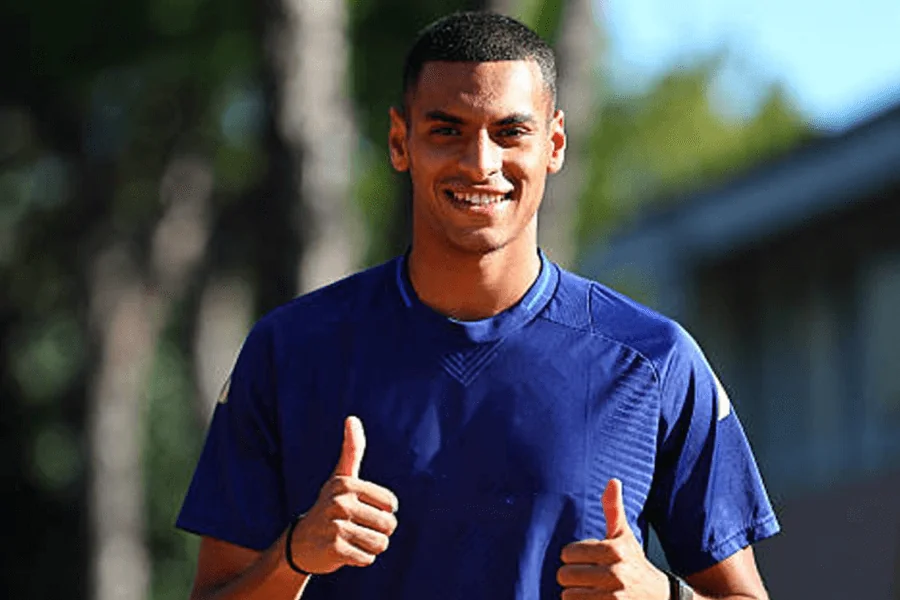 Idrissi sur le Radar de l'Inter et du Napoli : L'Avenir du Talent en Question