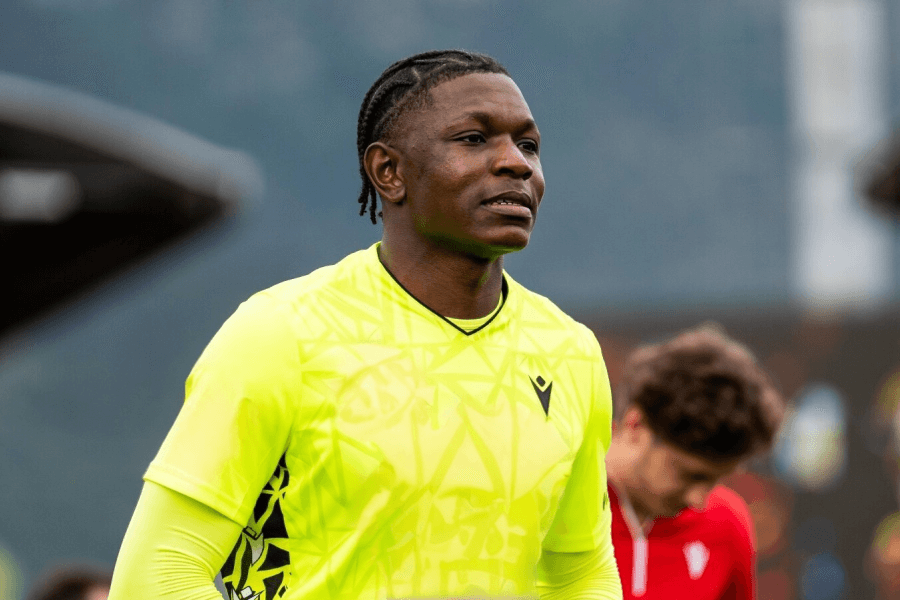 Timothy Faiula en action lors d’un entraînement avec la RDC