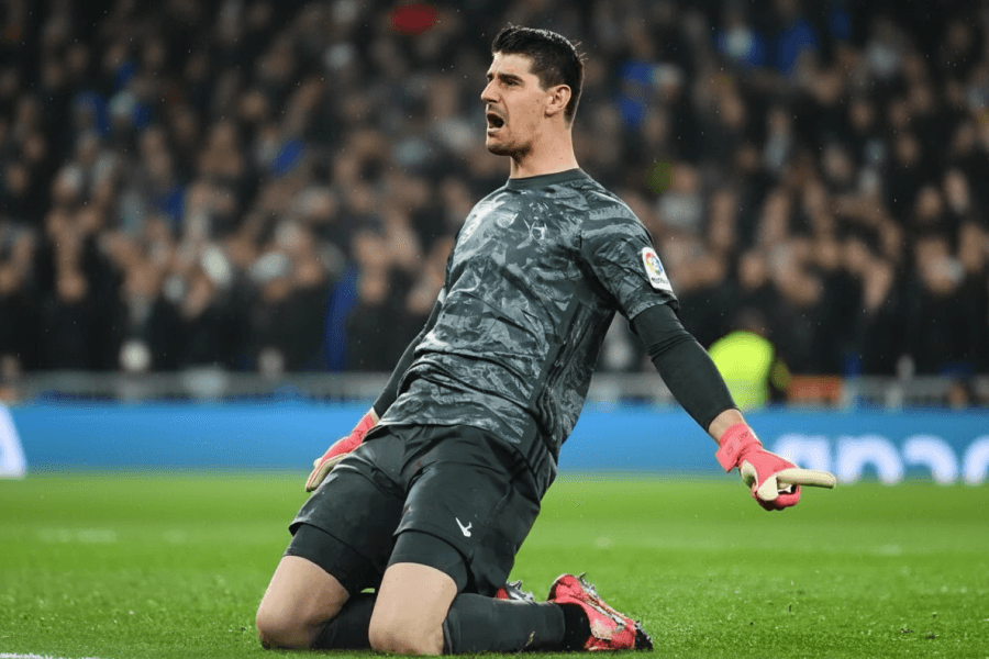Thibaut Courtois présentant son top 3 des gardiens mondiaux.