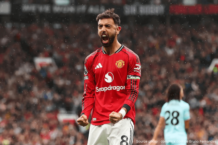 Bruno en train de passer le ballon à un coéquipier