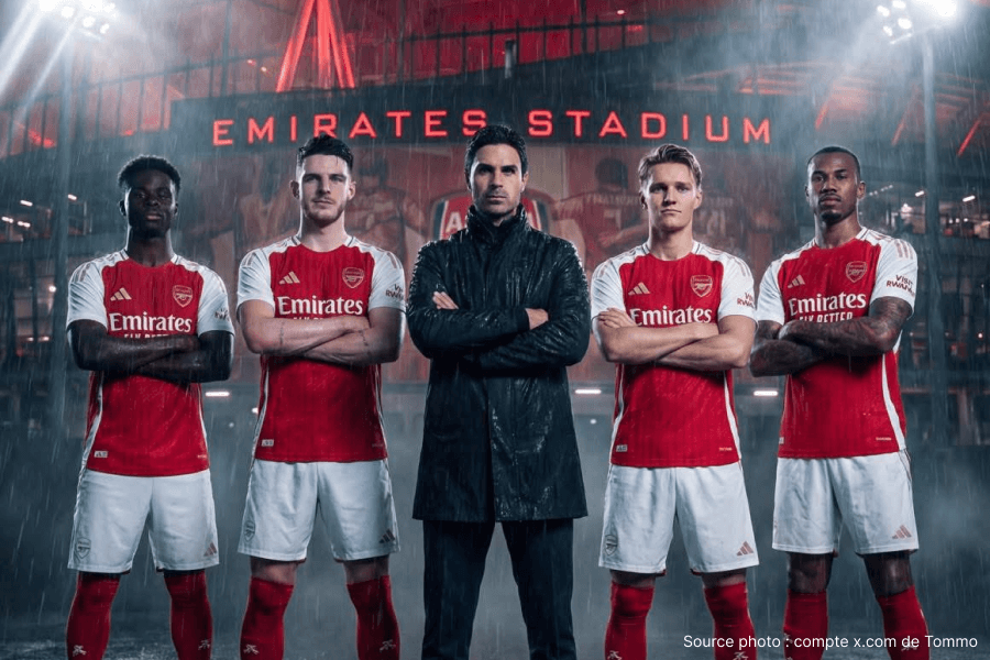 Arsenal joueurs fêtent qualification huitièmes finale phase ligue parfaite