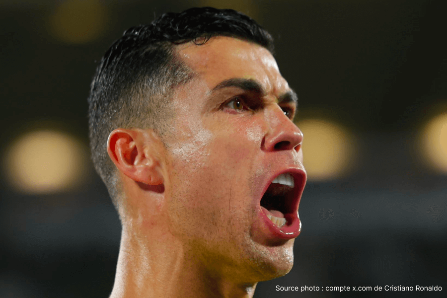 Cristiano Ronaldo lobe gardien Kewin neuf cent soixantième but carrière Damac