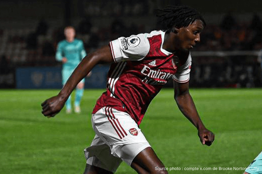 Arsenal maillot rouge Emirates Stadium match Premier League 2026