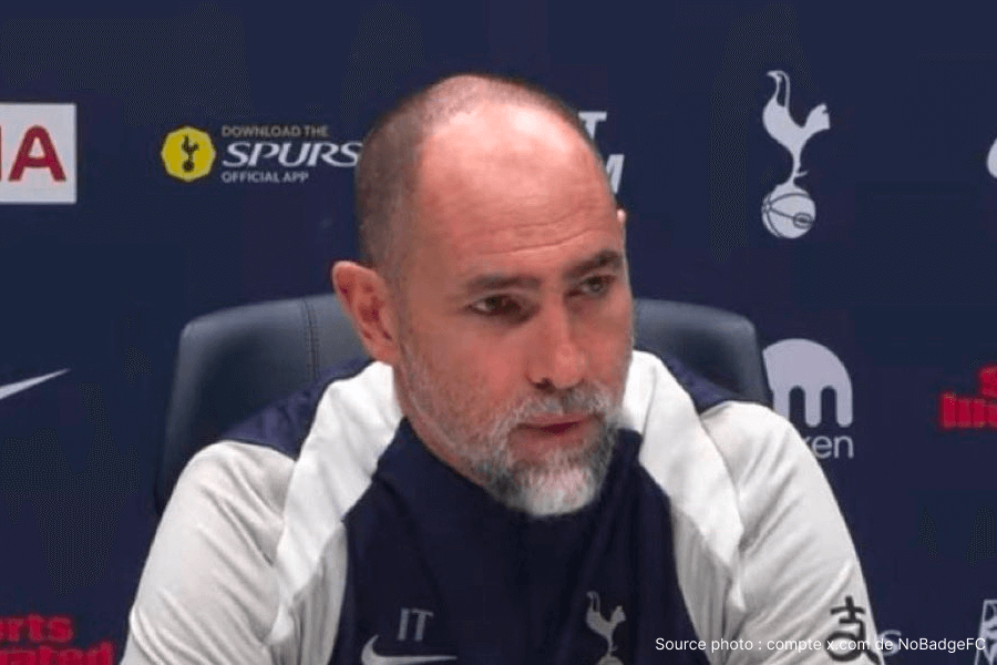 Igor Tudor donnant ses premières instructions à l'entraînement de Tottenham Hotspur en 2026