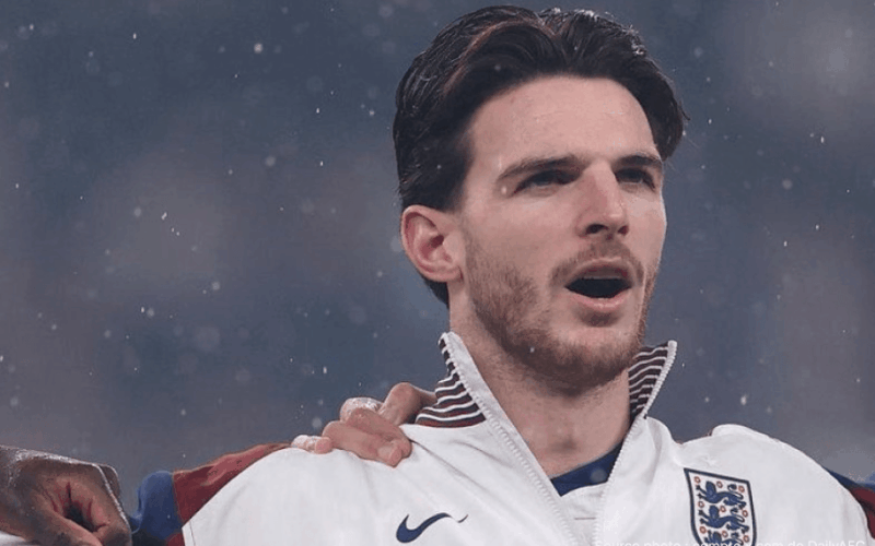 Declan Rice Arsenal maillot rouge Emirates milieu terrain Premier League 2026