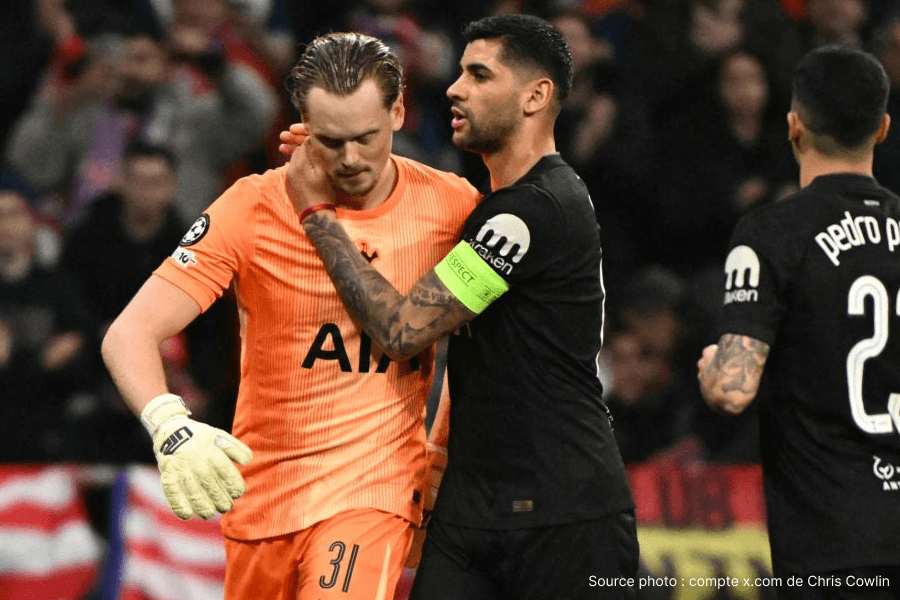 Antonin Kinsky gardien Tottenham sorti 17 minutes Atletico LDC 2026