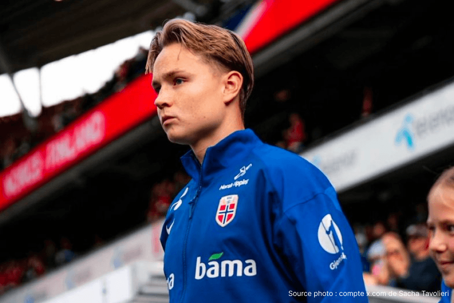 Andreas Schjelderup célèbre son doublé contre le Real Madrid janvier 2026