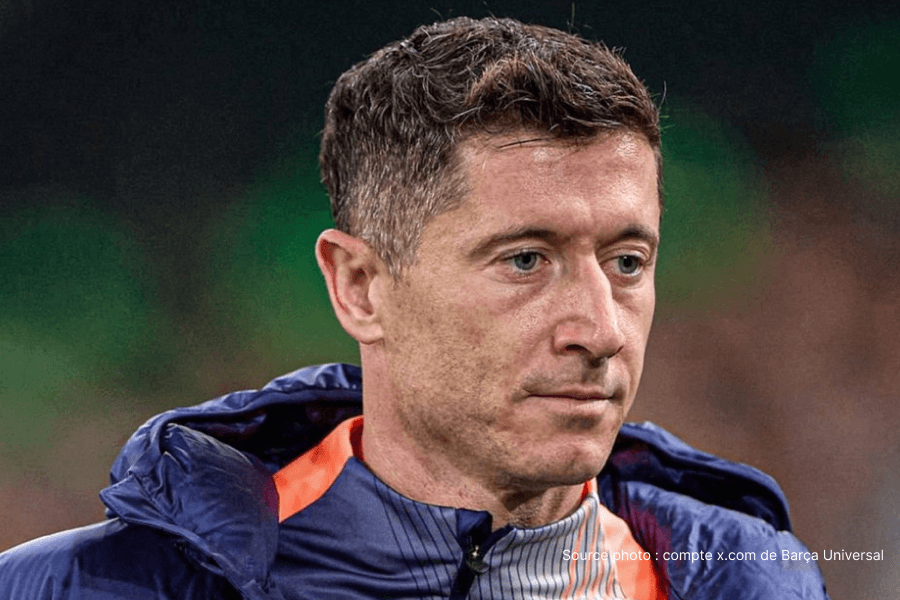 Robert Lewandowski FC Barcelone célèbre but Liga Champions 2026