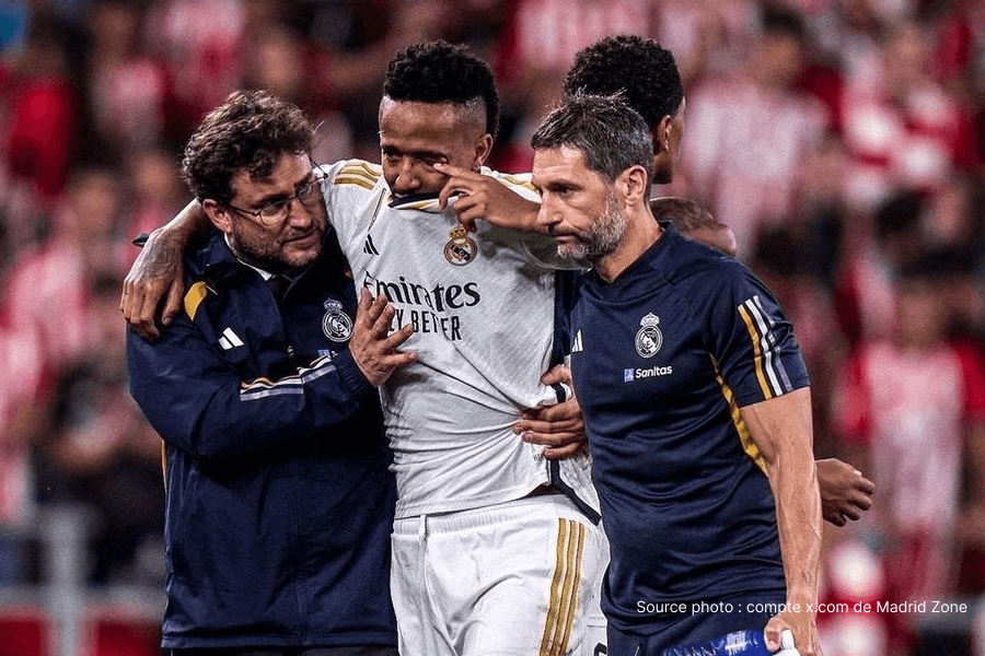 Éder Militao défenseur du Real Madrid sortant blessé contre Alavés avril 2026