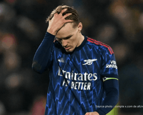Martin Odegaard sort blessé Arsenal Sporting CP Alvalade Stadium avril 2026