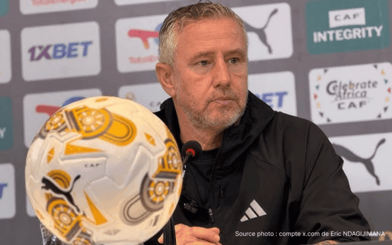 Laurențiu Reghecampf entraîneur Al-Hilal Omdurman avant Al-Hilal Omdurman Hay Al Wady 19 mai 2026 au stade de Kober mini-tournoi qualification CAF