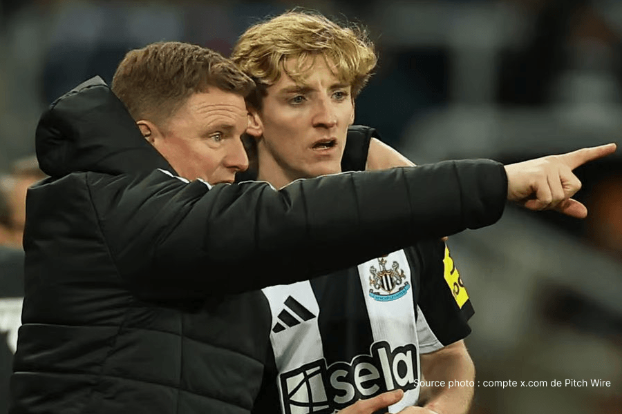 Eddie Howe entraîneur Newcastle United en conférence de presse avant Anthony Gordon Bayern Munich Newcastle mai 2026 — Premier League St. James' Park