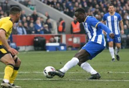 Chelsea vise Danny Welbeck, l’étonnant pari d’un vétéran encore décisif
