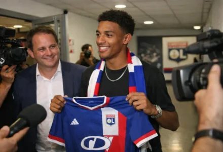 Bradley Barcola s’éloigne du PSG et attire déjà les géants européens