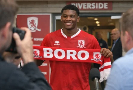 Middlesbrough mise sur Ashley Phillips pour verrouiller son été ambitieux