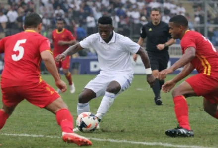 Vinicius Junior au centre des attentes de Mourinho avant le retour à Madrid