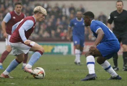 Garnacho envoie un message à Chelsea pour ses débuts avec Aston Villa