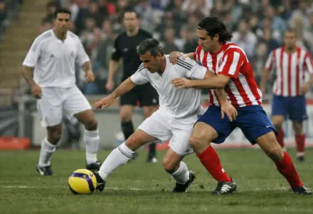 Le derby de Madrid rallume le duel Mourinho-Simeone