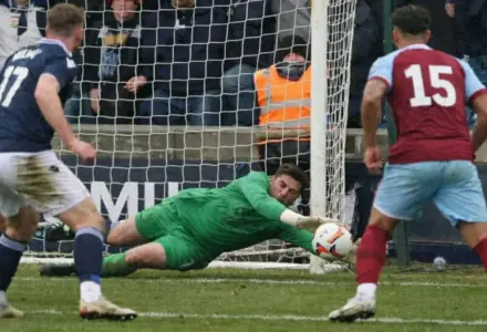 Castellanos au cœur d’une controverse après le derby tendu entre Millwall et West Ham
