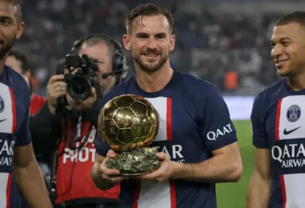 Ballon d’Or: le PSG fait un choix clair et écarte Fabian Ruiz