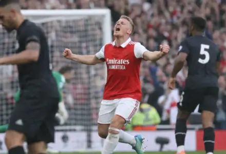 Arsenal relance la course au titre, Haaland et le dossier Guimarães au cœur des débats