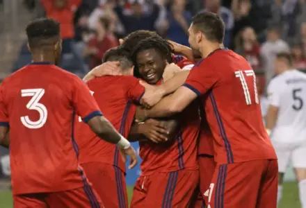 Puso Dithejane marque pour ses débuts et complique déjà le casse-tête du Chicago Fire