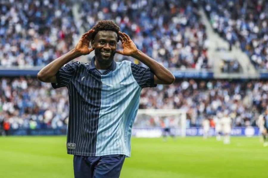 Issa Soumaré en pleine action sur le terrain du Havre AC.