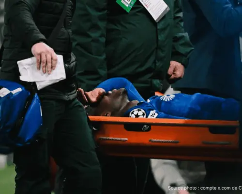Trevoh Chalobah blessure cheville civière Chelsea PSG Stamford Bridge mars 2026