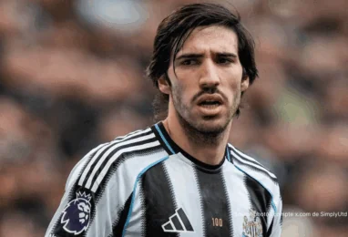 Sandro Tonali Newcastle United milieu central italien maillot noir blanc 2026