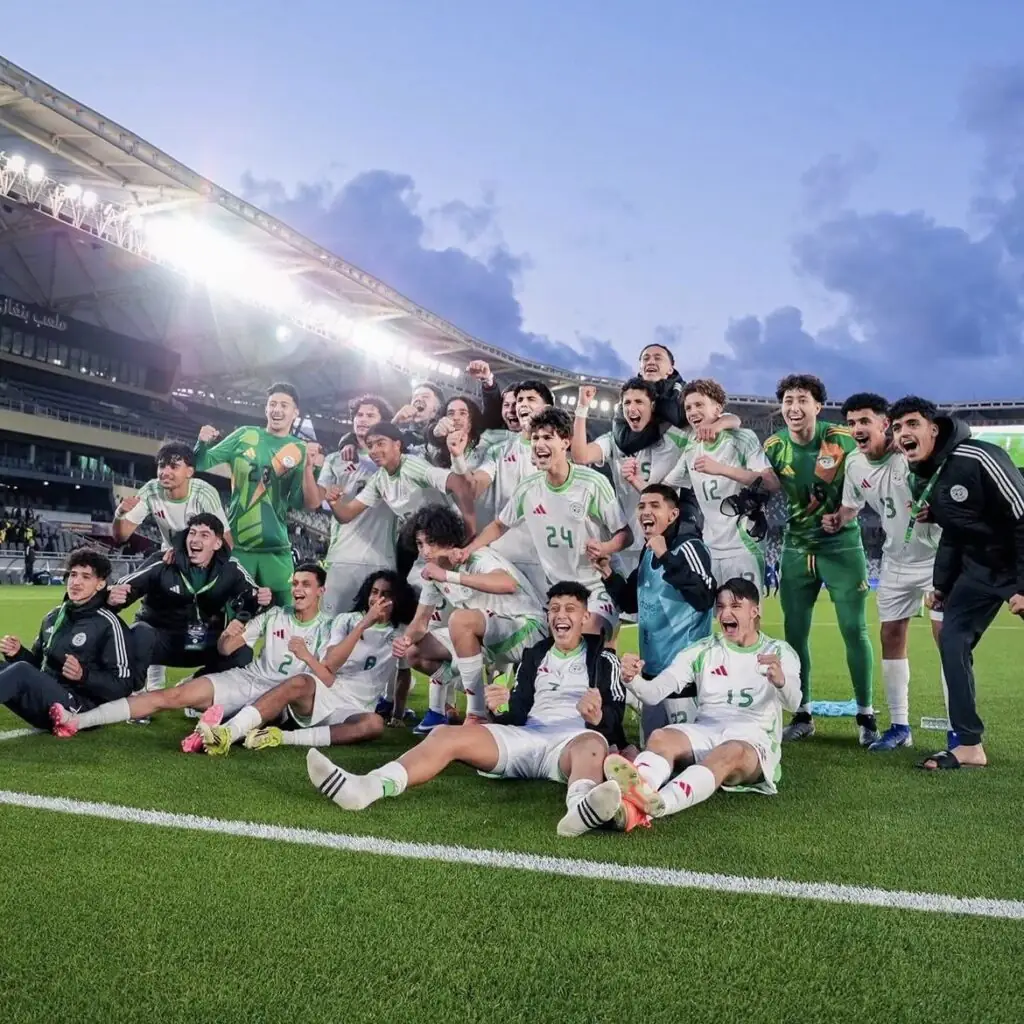 Abderrahmane Zaoui célébrant son but contre l'Égypte U17 en qualifications CAN