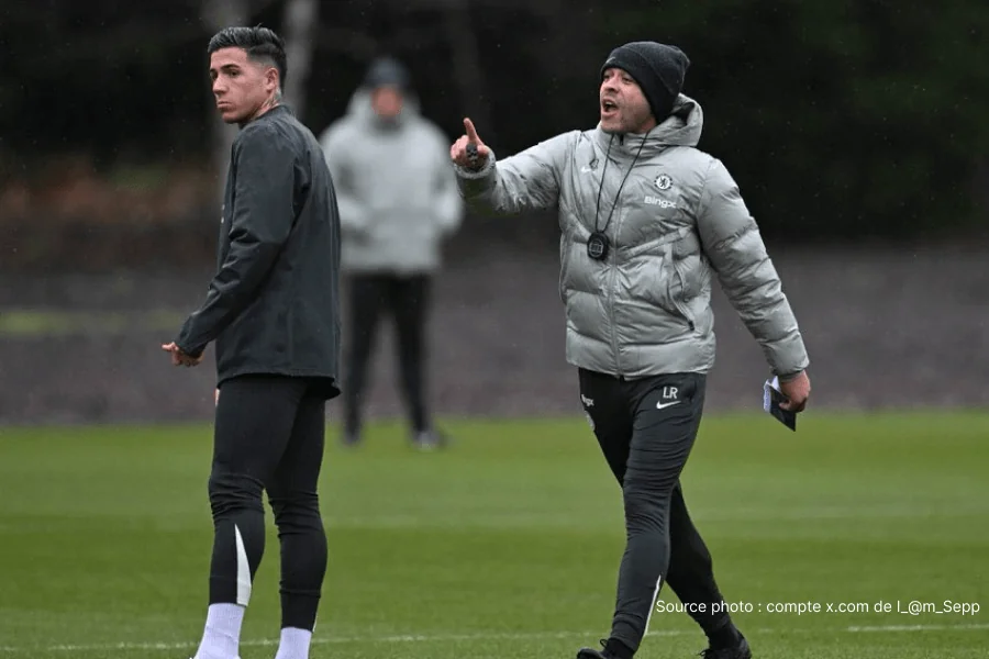 Liam Rosenior conférence presse Chelsea 7-0 Port Vale FA Cup Estevao talent 2026