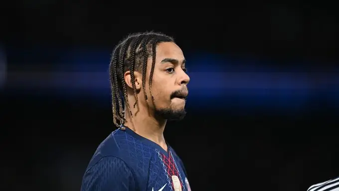 Bradley Barcola ailier gauche PSG 23 ans né Lyon double nationalité France Togo ciblé par Arsenal 2026