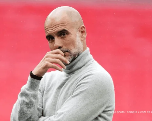 Pep Guardiola entraîneur Manchester City avant son dernier match contre Aston Villa le 24 mai 2026 à l'Etihad Stadium — inauguration du Pep Guardiola Stand